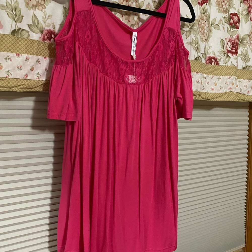 NWT Pink cold shoulder top